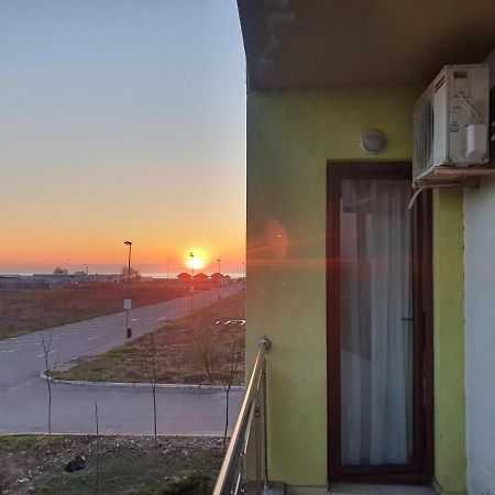 Alegria Summerland Mamaia Exterior foto
